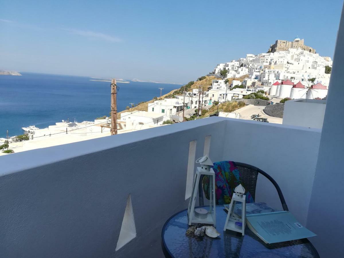 Apartamento Θέαστρον - Theastron House With Great View In Chora Pera Gyalos Exterior foto