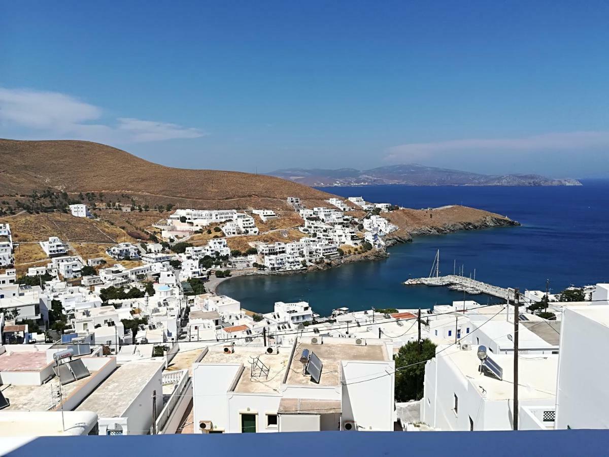 Apartamento Θέαστρον - Theastron House With Great View In Chora Pera Gyalos Exterior foto